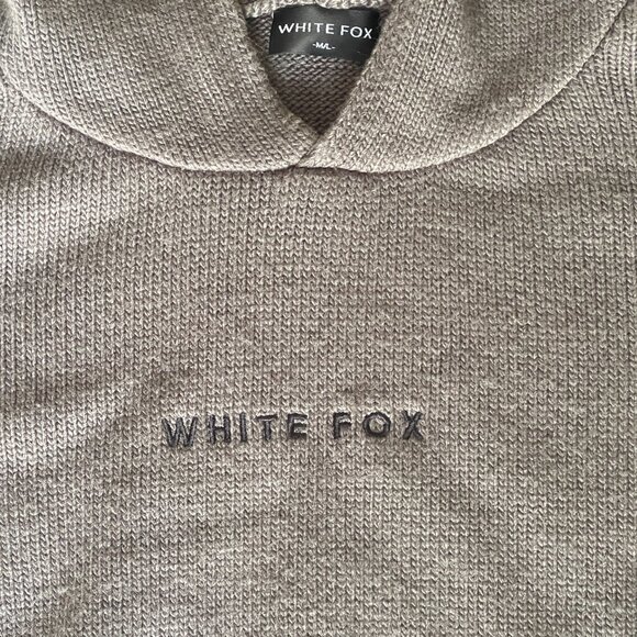 White Fox Women's It's Cool Knit Hoodie Charcoal Size: M-L - Picture 5 of 9